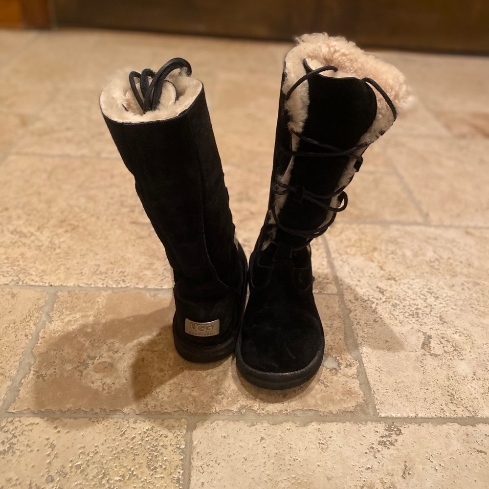 Ugg Black Winter Boots